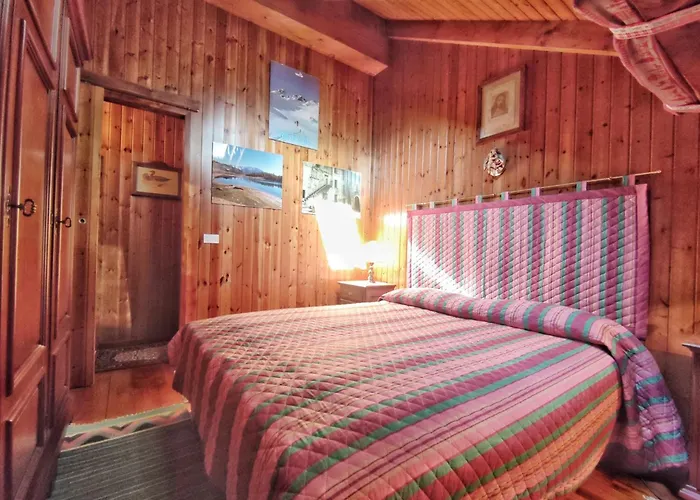 Lägenhet Rifugio Di Luce Con 3 Garage E Fermata Skibus A 3 Minuti Dalle Piste